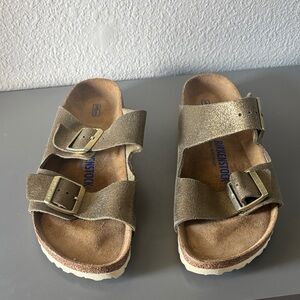 Birkenstock  Arizona Sandals Shimmering Gold New Without Tags EU 41 US W 10